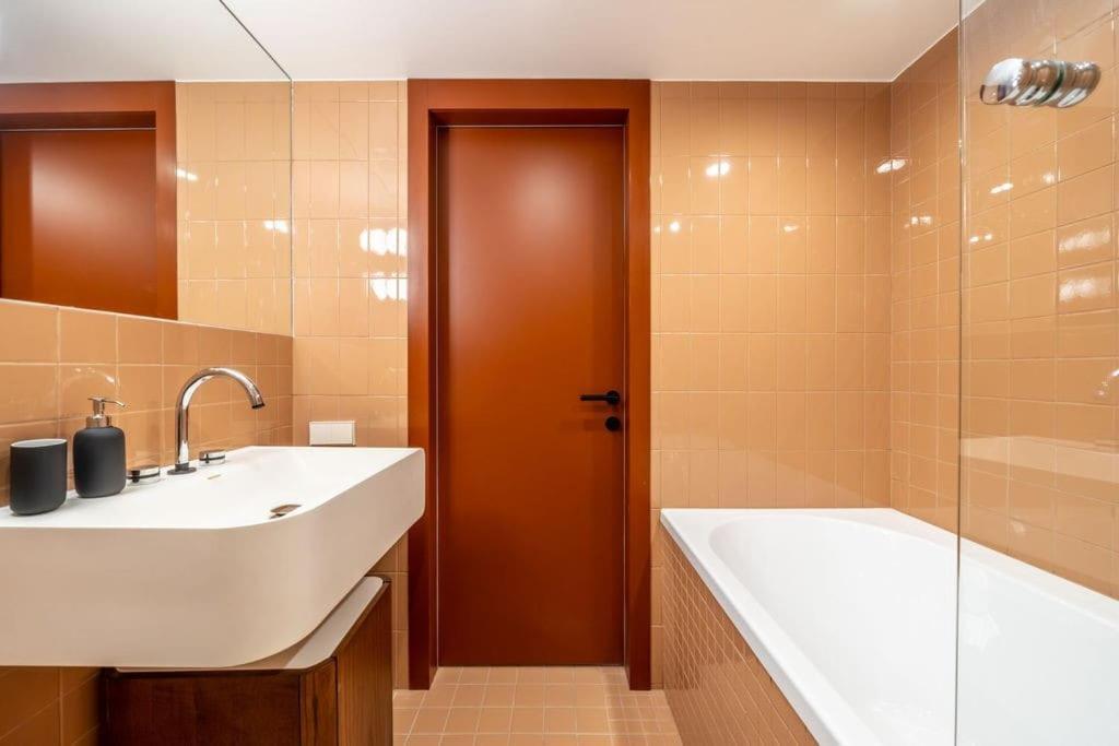Designer Loft In The City Center Apartment Рига Екстериор снимка